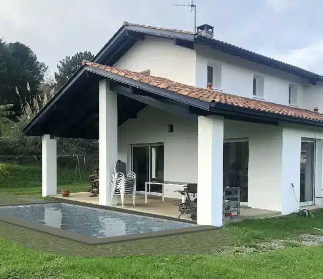 Déclaration préalable de travaux à Saint-Jean-de-Luz (64)